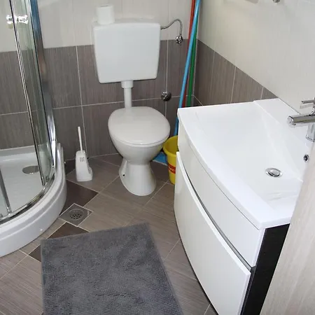 Pal Apartman *
