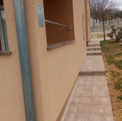 Pal Appartement Pridraga